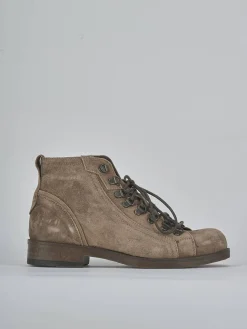 Clearance Anfibi tacco 2cm camoscio testa Donna Anfibi