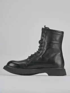 Anfibi tacco 2cm pelle Donna Anfibi