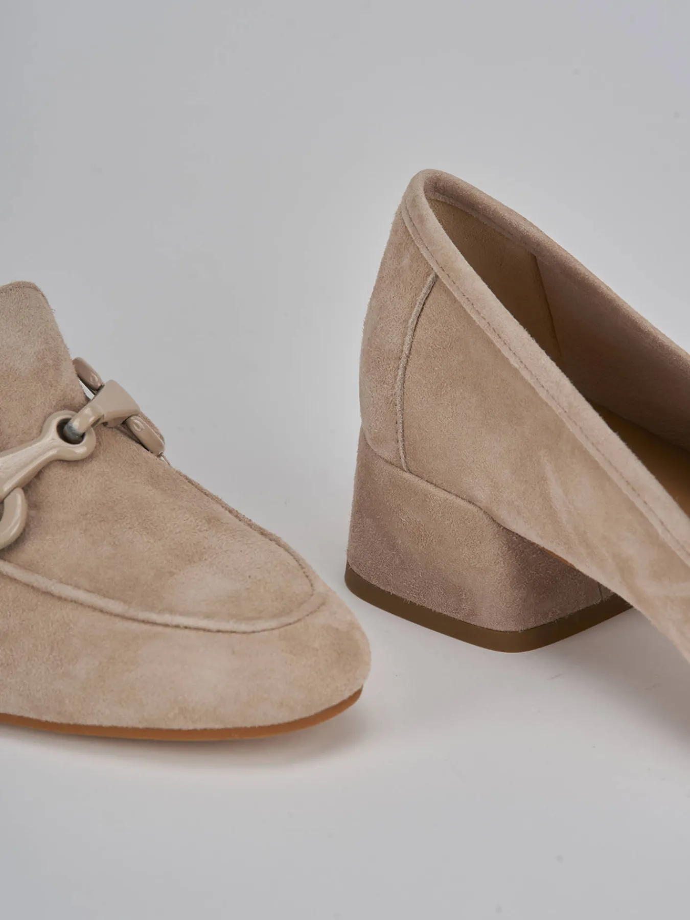 Sale Mocassini tacco 3cm camoscio Donna Mocassini