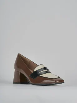 Outlet Mocassini tacco 6cm vernice testa Donna Mocassini