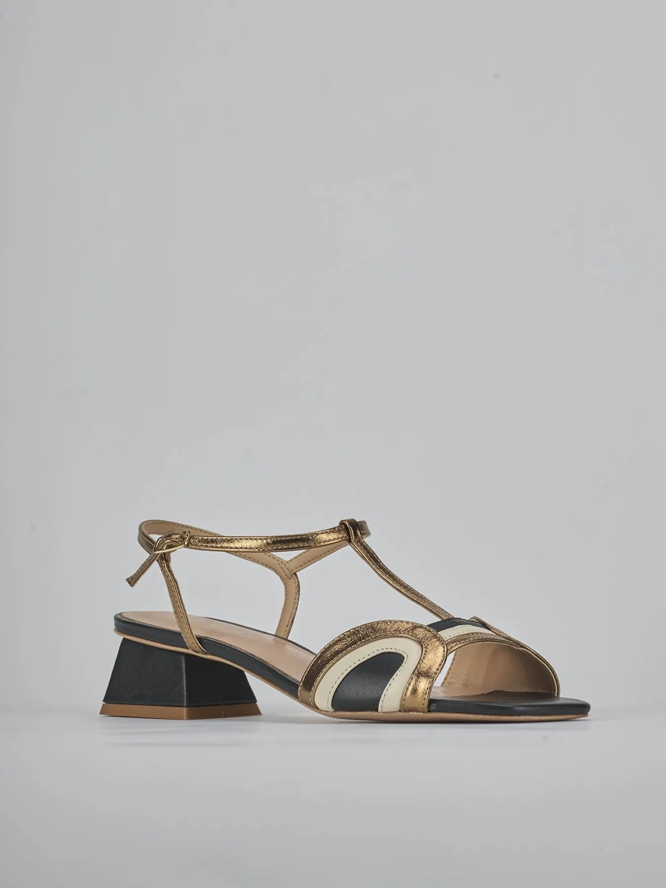 Sale Sandali tacco 4cm laminato Donna Sandali Tacco Basso