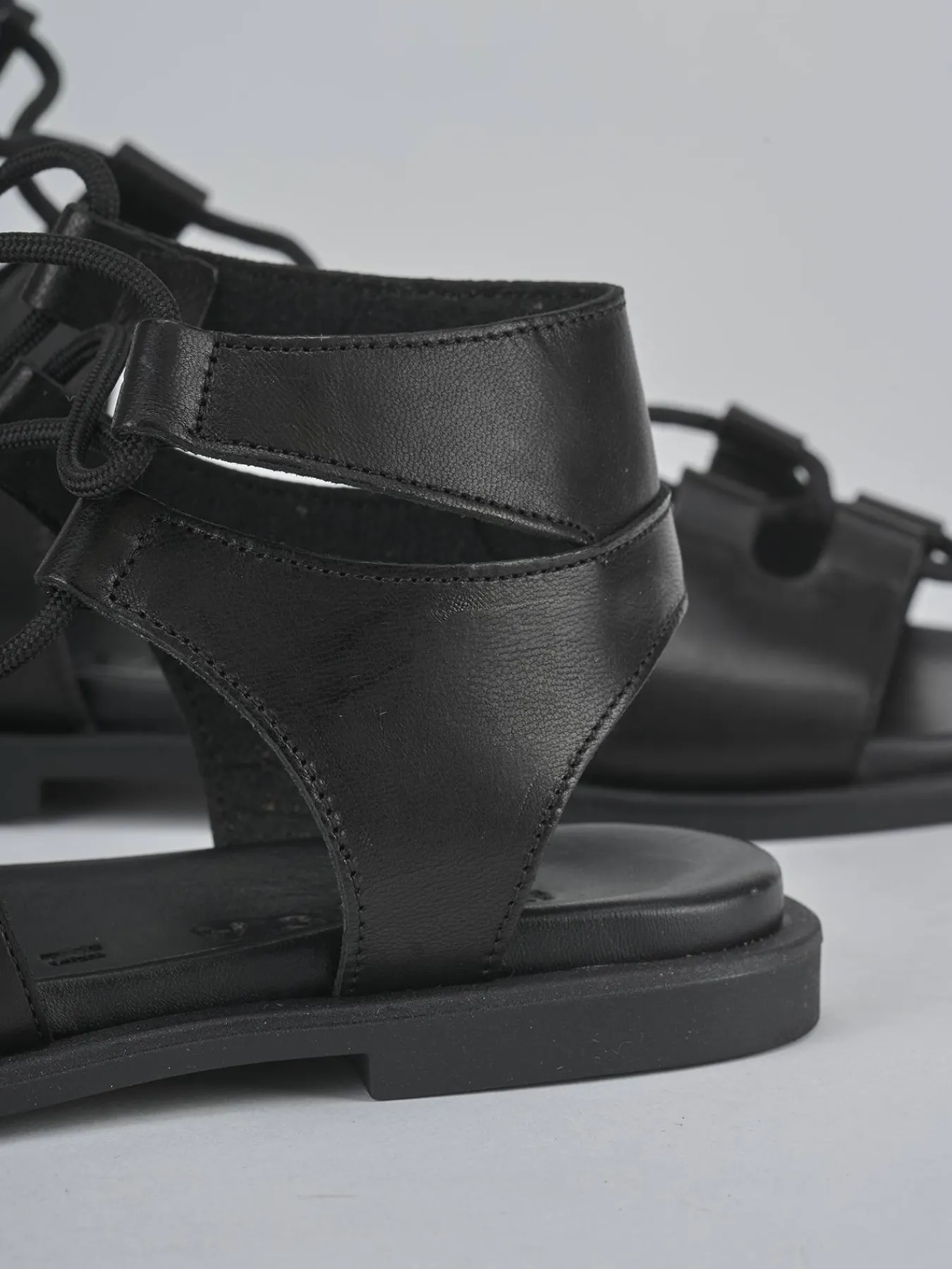 Sale Sandali tacco 1cm pelle Donna Sandali Tacco Basso