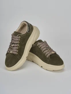 New Sneakers camoscio Donna Sneakers