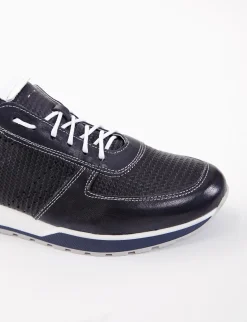 Best sneakers fondo in gomma e soletto interno in vera pelle. Tomaia in morbidissima pelle intrecciata con particolarissima suola ammortizzata Uomo Sneakers