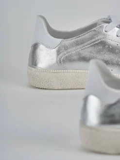 New Sneakers laminato Donna Sneakers