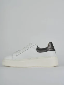Discount Sneakers pelle Donna Sneakers