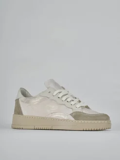 Sale Sneakers pelle Donna Sneakers