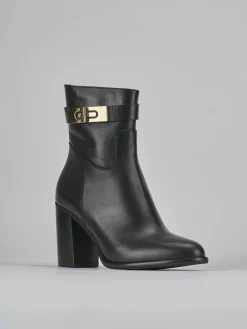 Outlet Stivaletto tacco 8 cm pelle Donna Stivaletti Tacco Alto