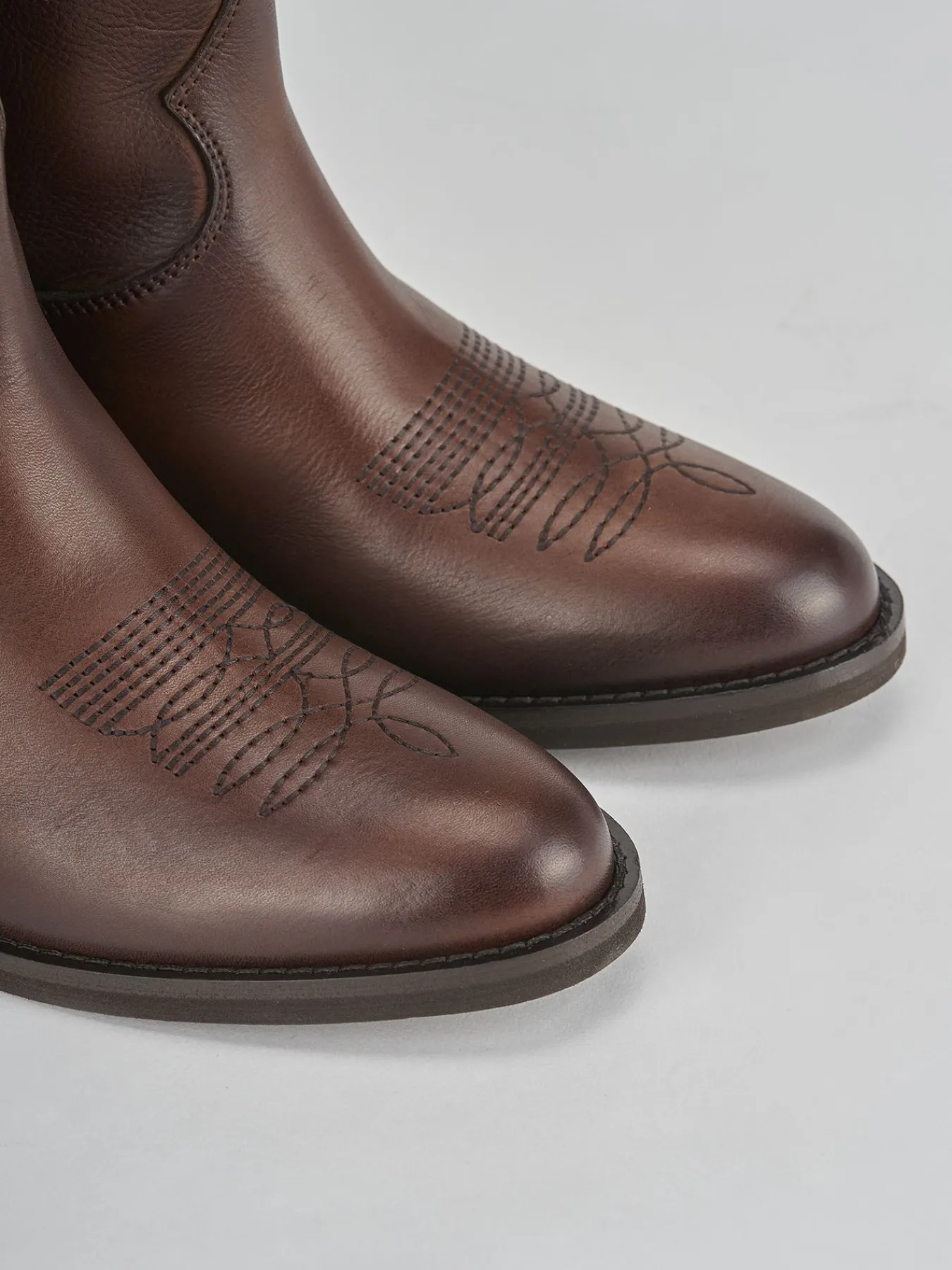 Sale Stivaletto texano tacco 2 cm pelle Donna Texani