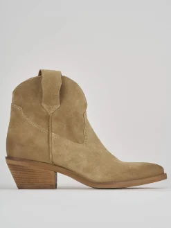 Sale Stivaletto texano tacco 5 cm camoscio Donna Texani