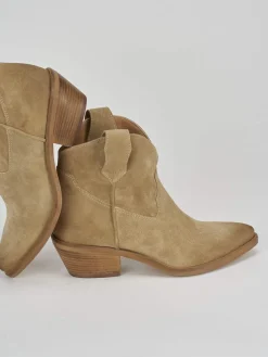 Sale Stivaletto texano tacco 5 cm camoscio Donna Texani