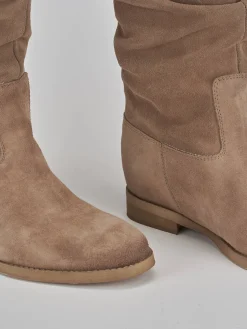 Stivali tacco 2cm camoscio Donna Stivali Tacco Basso