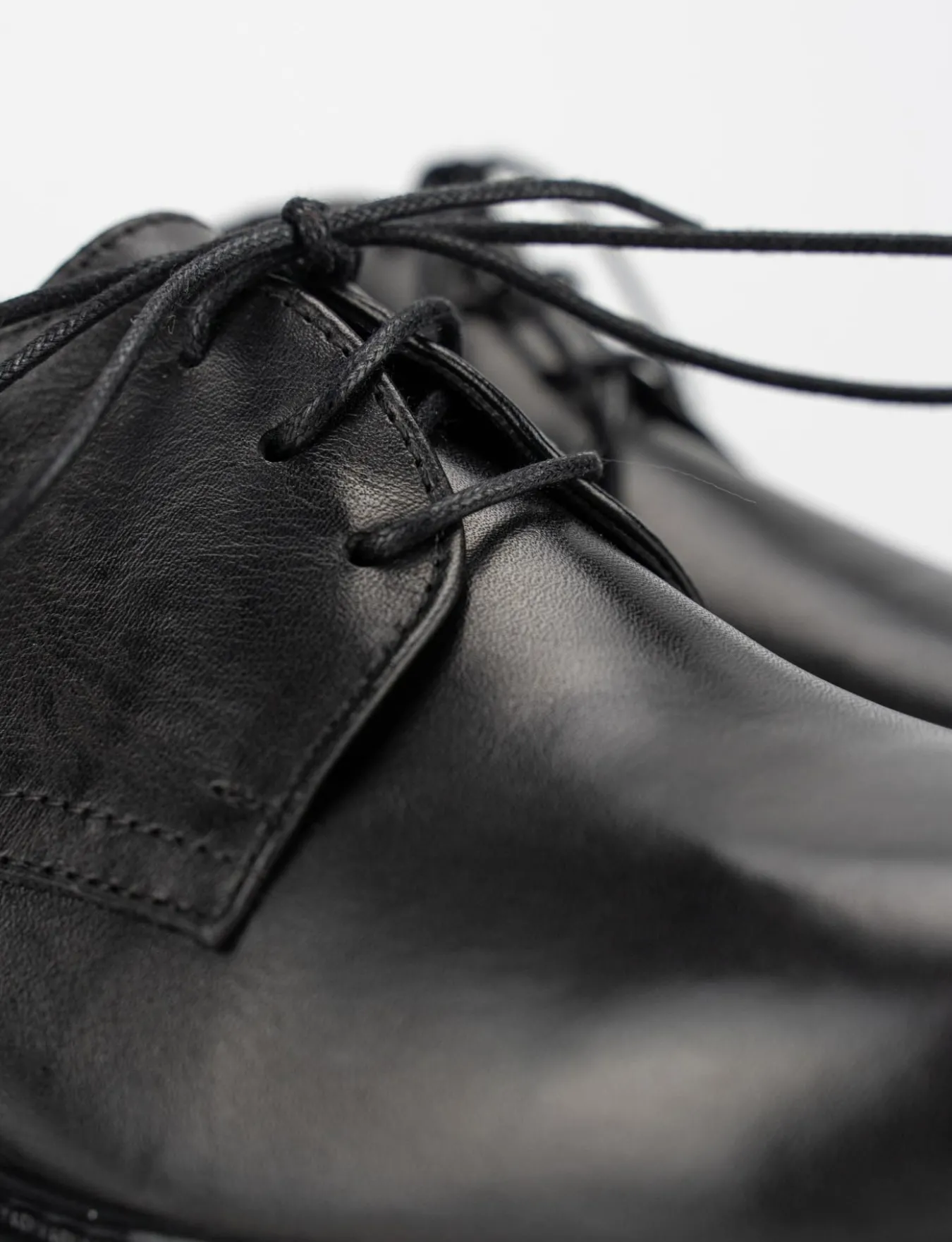 Clearance Stringata tacco 2 cm Donna Stringate