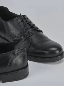 Discount Stringate pelle Uomo Stringate