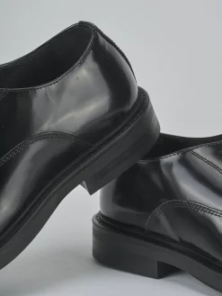 Hot Stringate pelle Uomo Stringate