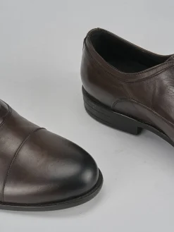 Outlet Stringate pelle testa Uomo Stringate