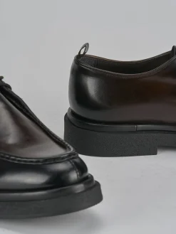 Outlet Stringate pelle testa Uomo Stringate