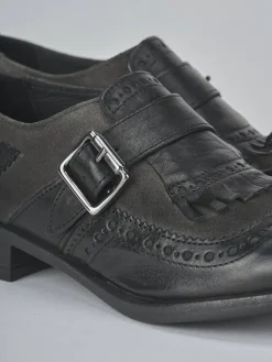 Outlet Stringate tacco 2cm pelle Donna Stringate