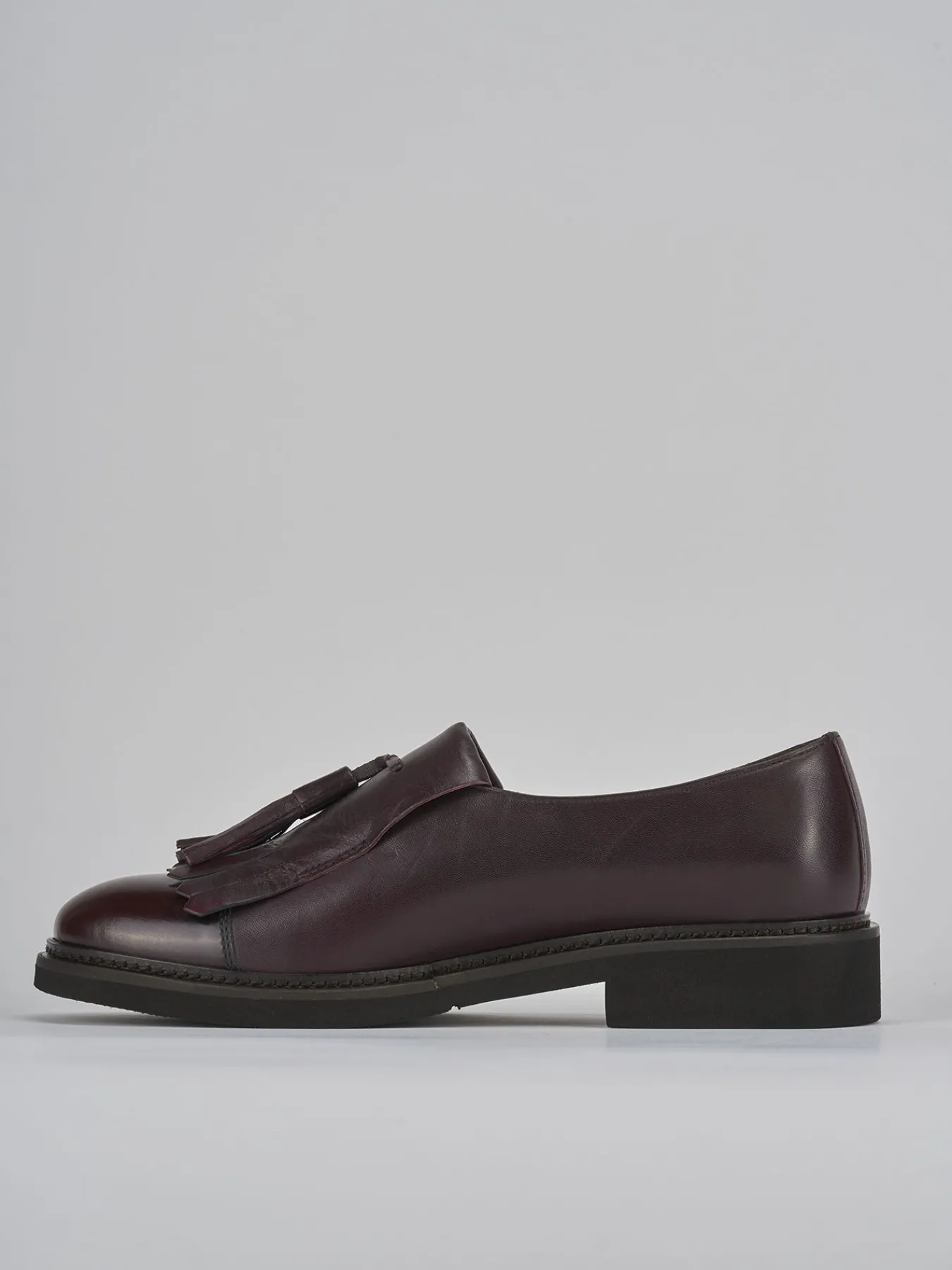 Clearance Stringate tacco 2cm pelle bordo' Donna Stringate